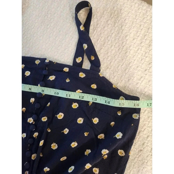 Madewell Button-Front Tie Tank in Daisy Dots - Picture 5 of 6